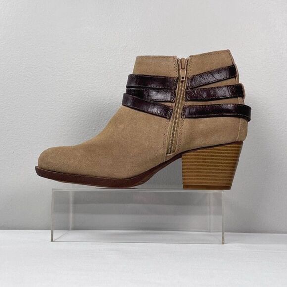 White Mountain Suede Leather Ankle Booties Women's Size 8.5 - Picture 4 of 9